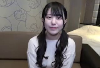 【黄先生探花】笑起来很甜美黑色包臀裙妹妹，大白美乳摸逼闭眼享受新姿势半顿着操